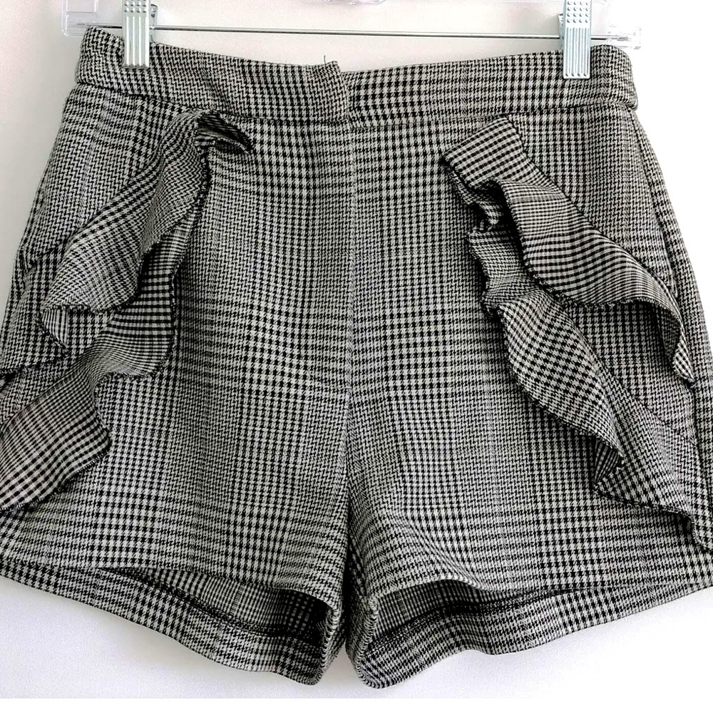 Zara Womens Checkered High Waisted Short Shorts with ruffles